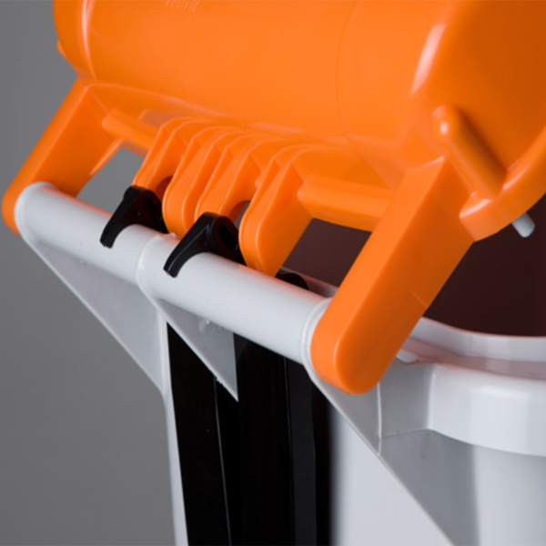 HDPE 열쇠잠금 시건장치 120리터 상차용 페달형 아파트 음식물쓰레기통 STC-120(페달 잠금형)